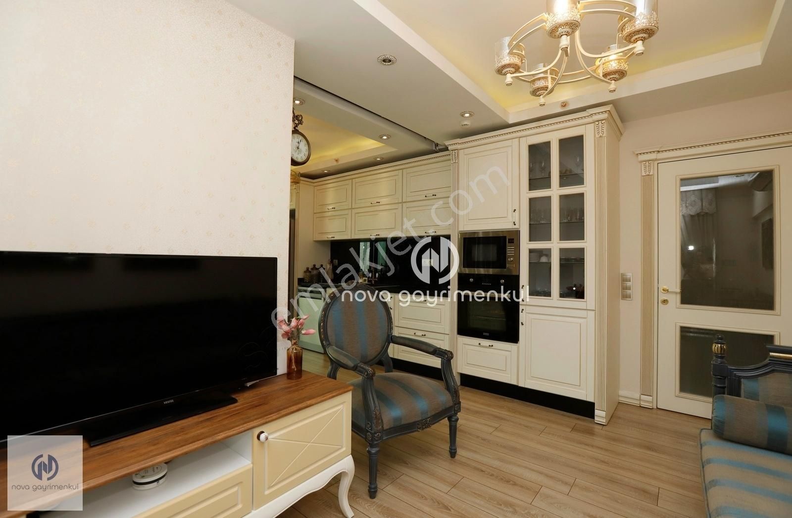 **nova** Çiftlikköy'de Süper Lüks Geniş Eşyalı Satılık 4+1 Daire - Görsel 23