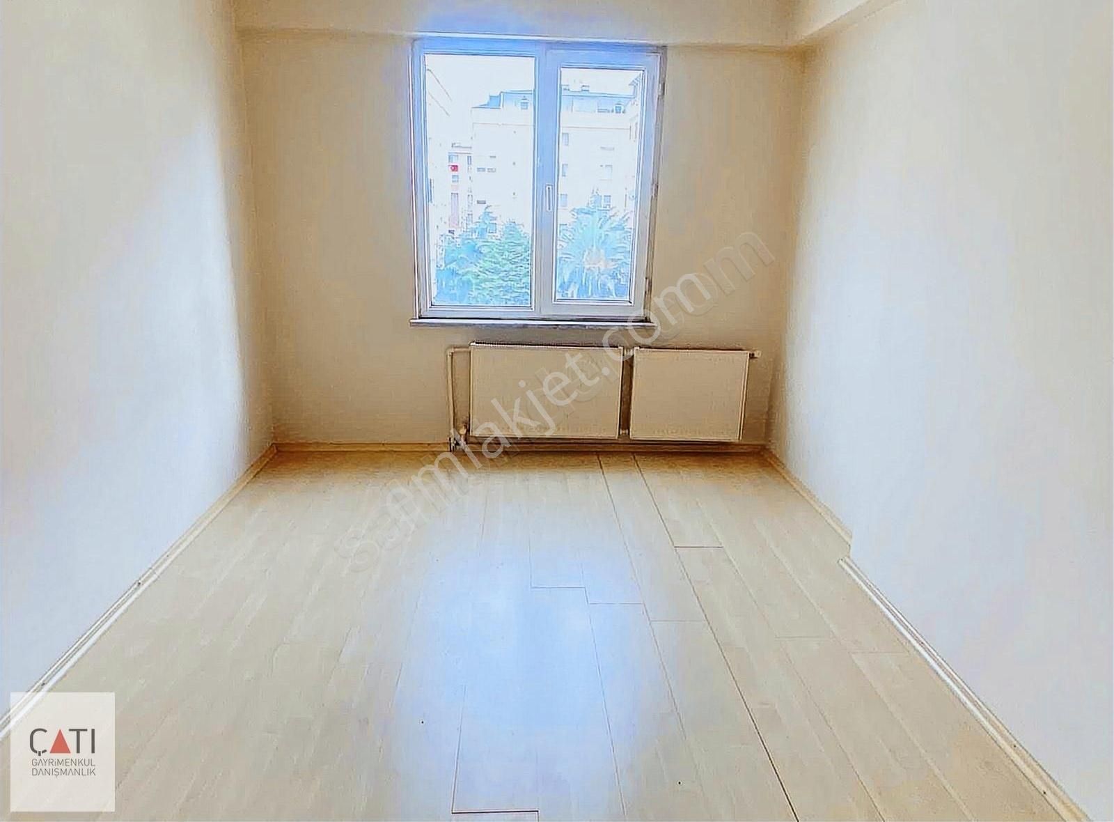 Tuzla İstasyon Kiralık Daire Tuzla Hayat Sitesinde 3+1 Cephesi Açık Kiralık