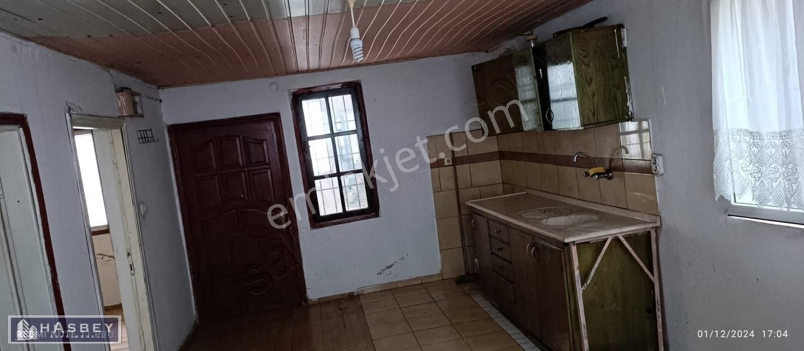 Aksu Atatürk Kiralık Müstakil Ev Altın Ovada Müstakil ( Bekara Uygun ) 2+1 Kiralık