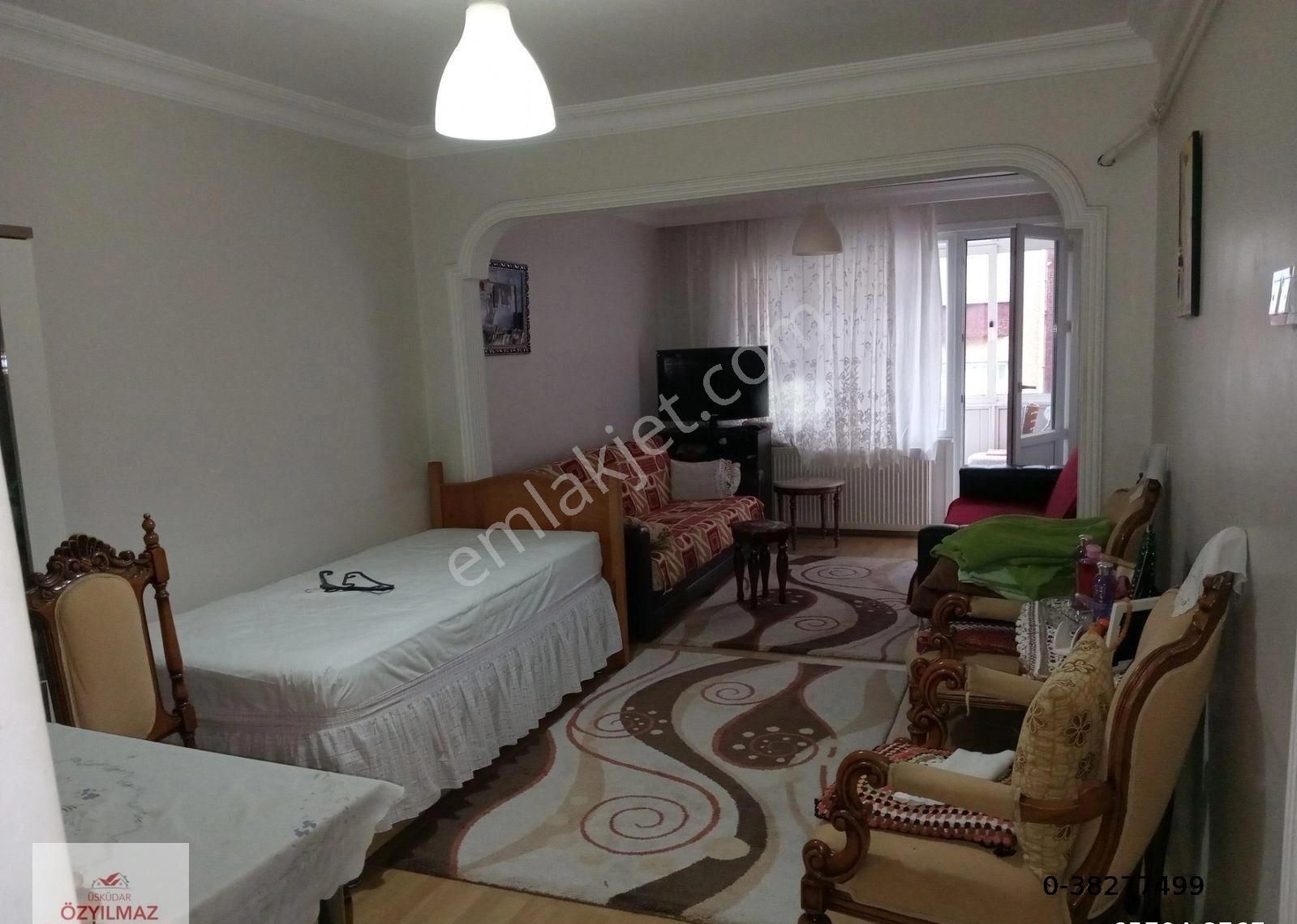 Üsküdar Zeynep Kamil Satılık Daire Zeynepkamil Ara Kat Masrafsız 1+1 Satılık Daire