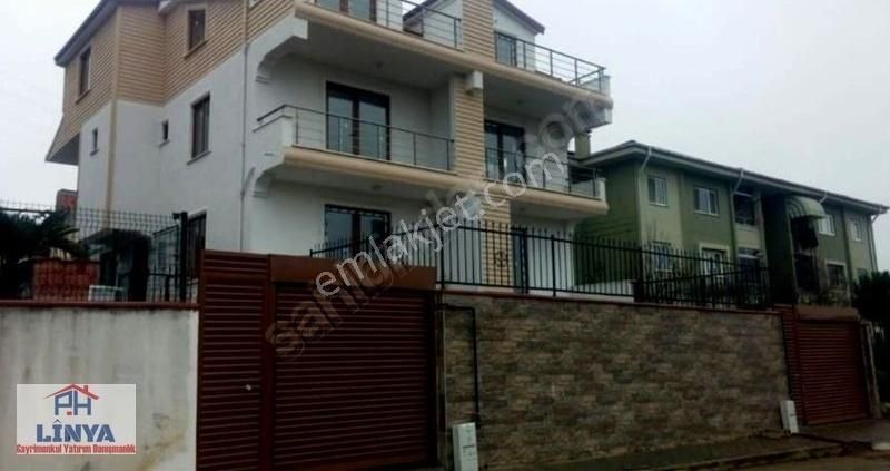 Gölcük Şirinköy Satılık Daire Kocaeli Gölcük Şirinköy'de Satılık Tribleks Villa