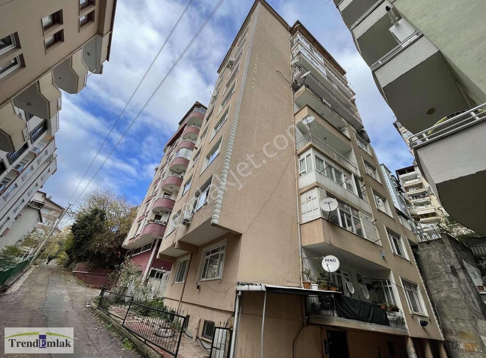 İzmit Kozluk Kiralık Daire İzmit Merkez'de Kiralık 2+1 Arakat Daire