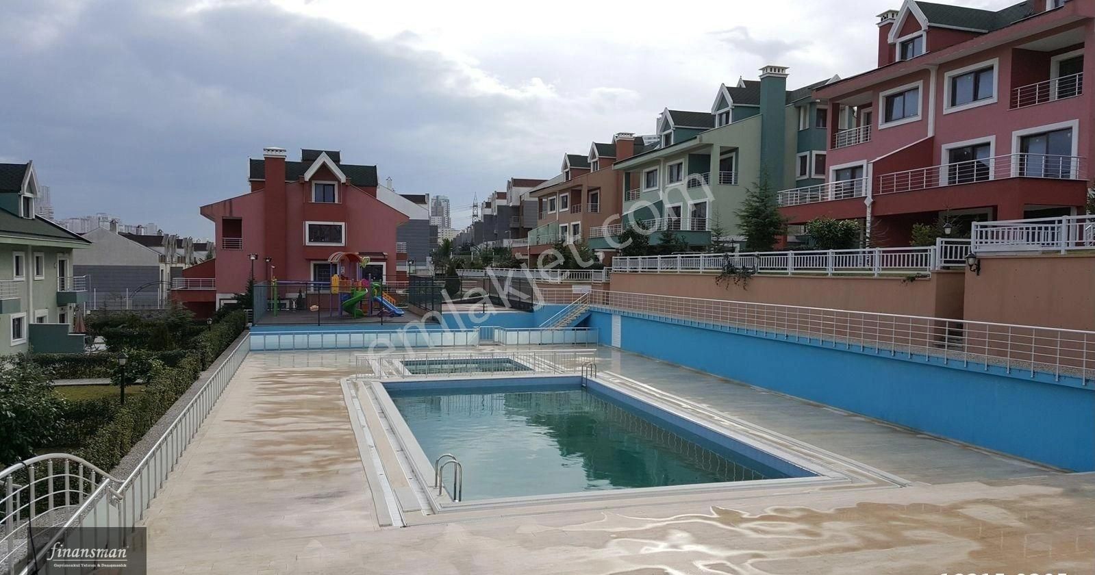 Başakşehir Bahçeşehir 2. Kısım Kiralık Villa Kışbahçesi.. Şömine.. Giyinme Odası.. Triplex_ Bahçeli 4+1 Villa