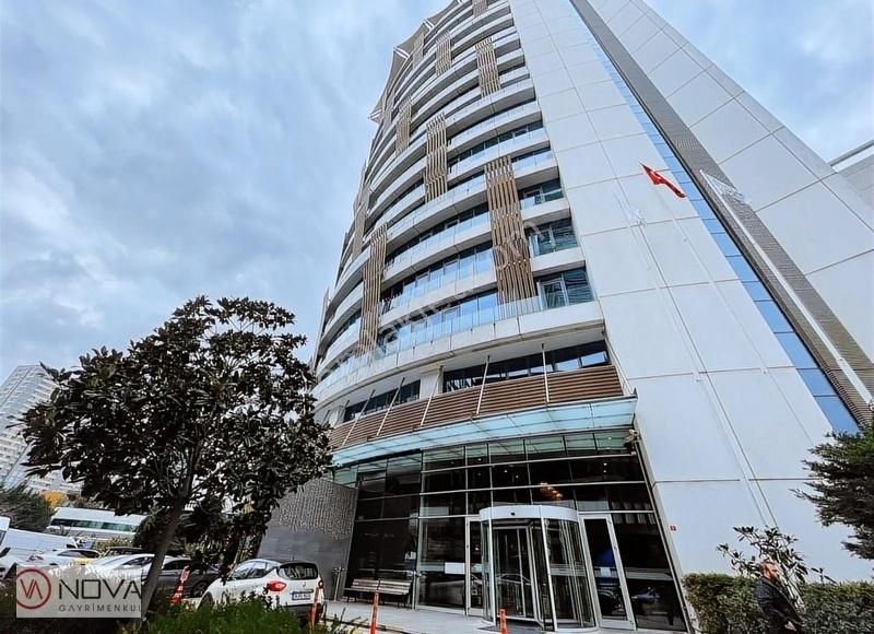 Ataşehir Barbaros Satılık Ofis Ağaoğlu My Prestige Bölümlendirilmiş 74 M2 Satılık 1+0 İş Yeri