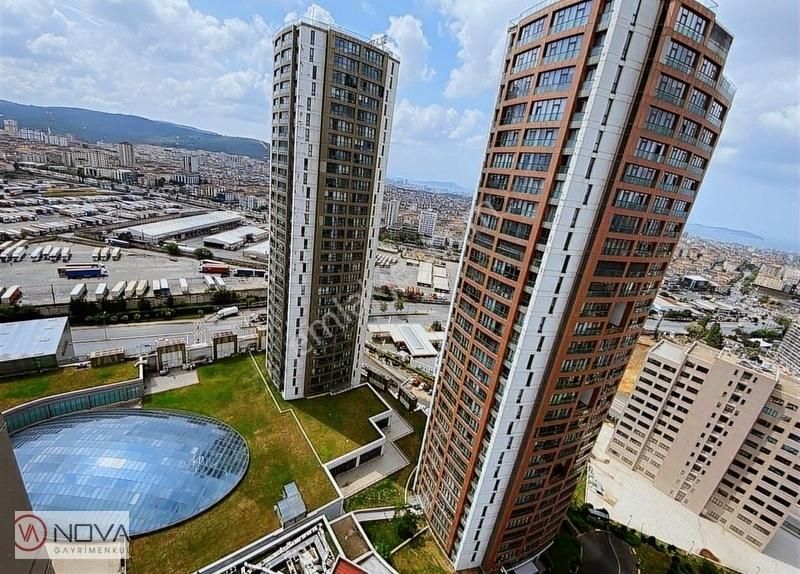 Ataşehir Küçükbakkalköy Satılık Daire Ataşehir Brandium Komple Yenilenmiş Boş Satılık 1+0 Eşyalı Daire