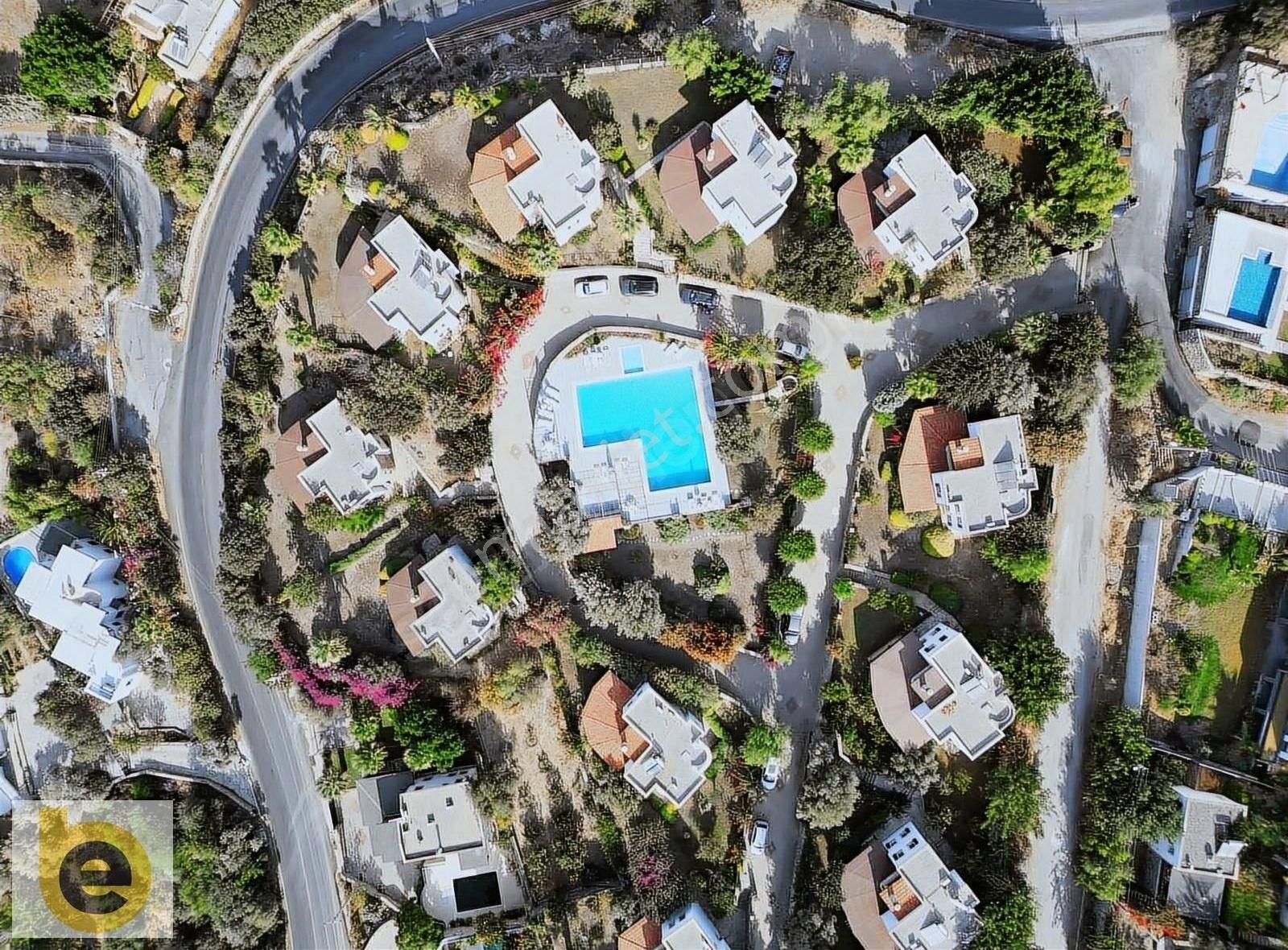 Koyunbaba'da Site İçinde Geniş Bahçeli 3+1 Satılık Bohem Villa - Görsel 12