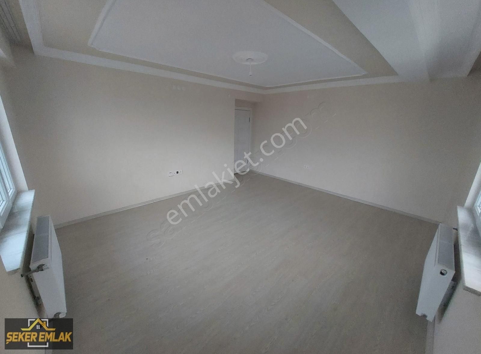 Odunpazarı 71 Evler Satılık Daire Şekerden 71 Evler Mah.açelya Tranvay Durağı Karşısında 3+1 130m²