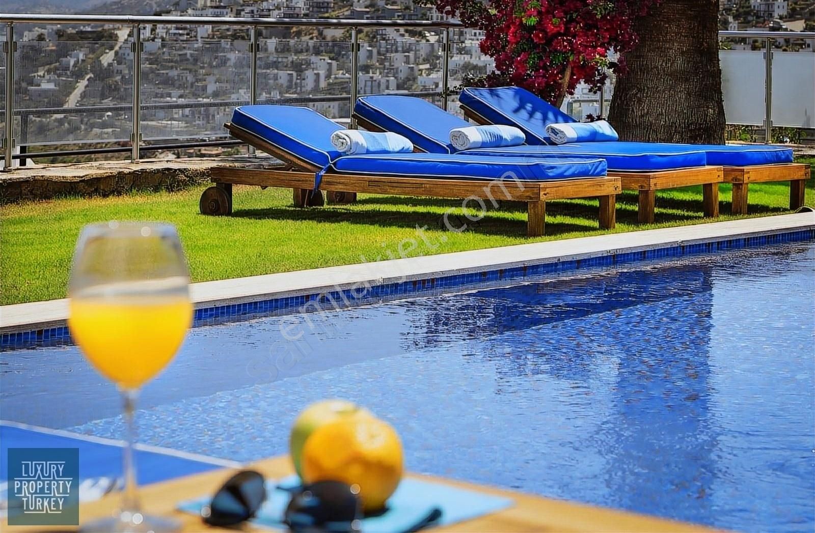 Yalıkavak'ta Muhteşem Deniz Manzaralı Ve Havuzlu 3+1 Tripleks - Görsel 3