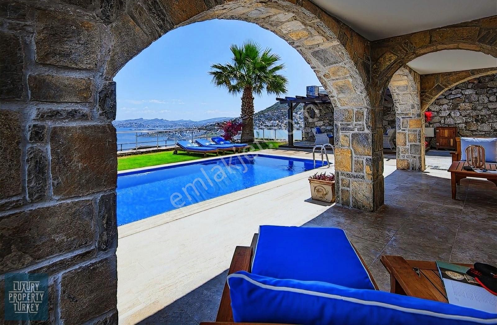 Yalıkavak'ta Muhteşem Deniz Manzaralı Ve Havuzlu 3+1 Tripleks - Görsel 11