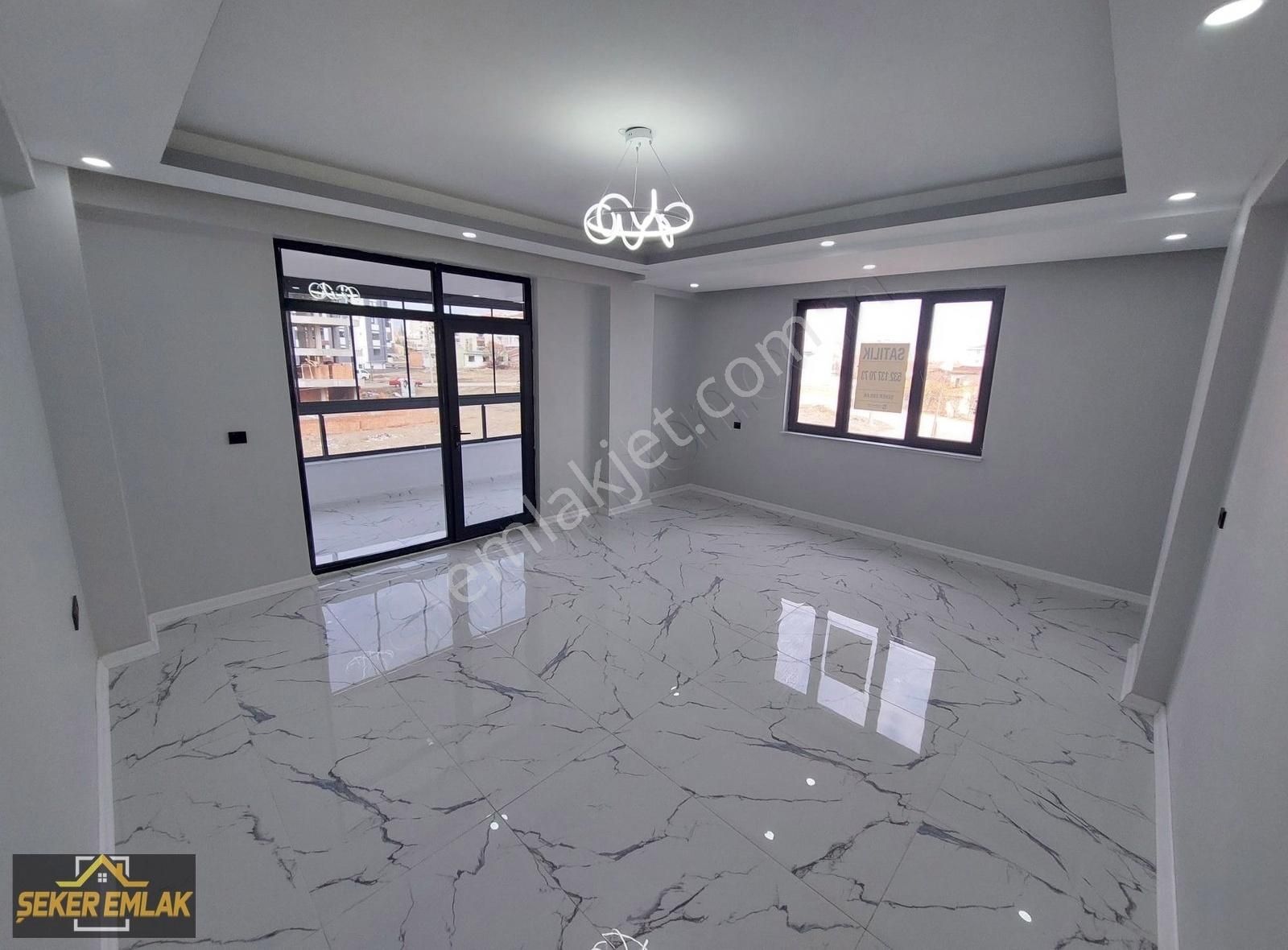 Odunpazarı Emek Satılık Daire Şekerden Emek Mah. Albayrak Cad. Yakını 155m² 3+1 Sıfır Daire