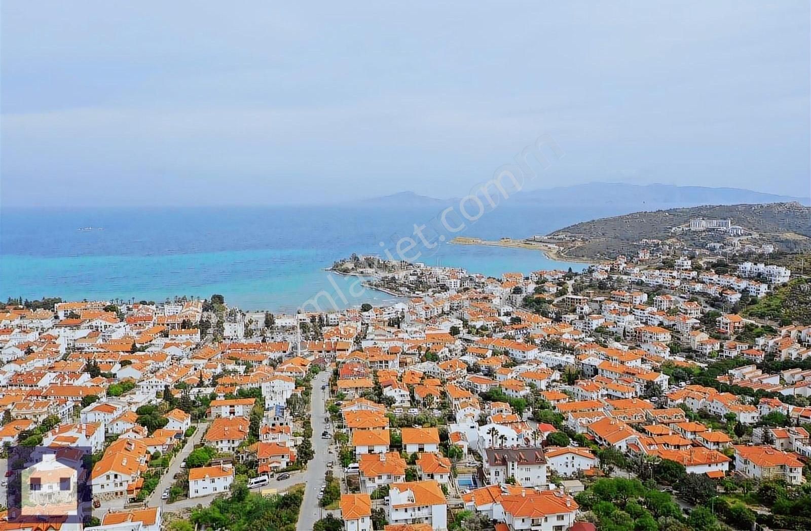 Datça İskele Satılık Konut İmarlı Datça Merkezde Panoramik Deniz Manzaralı 420 M2 Arsa