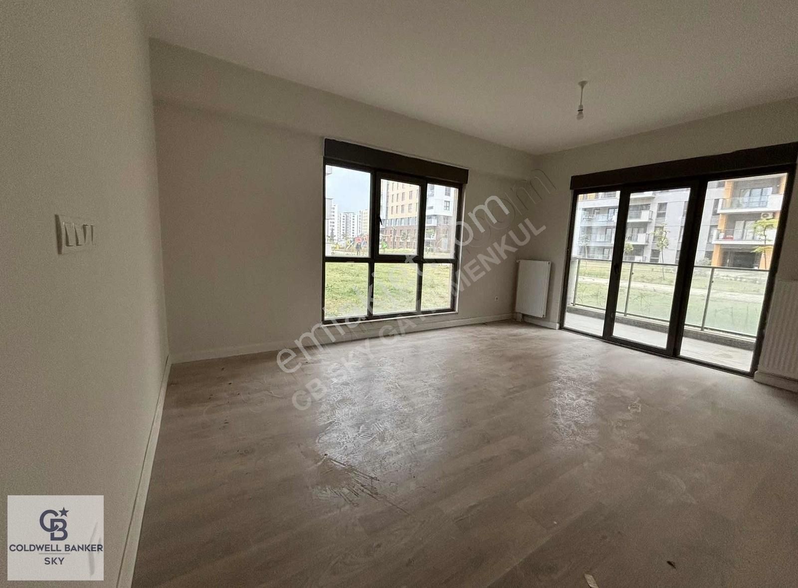 Kepez Santral Satılık Daire Coldwell Banker Sky`dan Giriş Kat Fırsat 3+1 118 M2 Daire