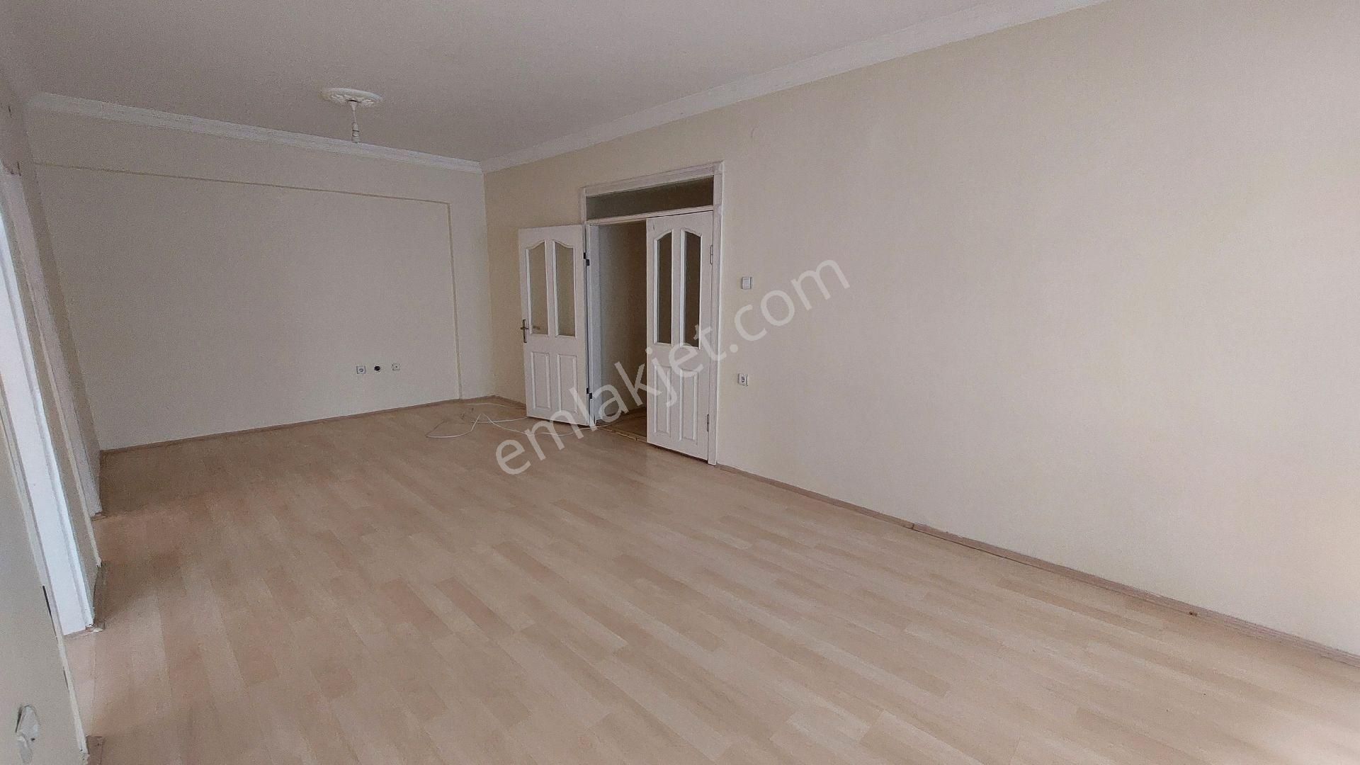 Keçiören Pınarbaşı Kiralık Daire Pınarbaşı Mah. 3+1 Metro 3dk Güney Cehpeyalıtımlı Full Daır