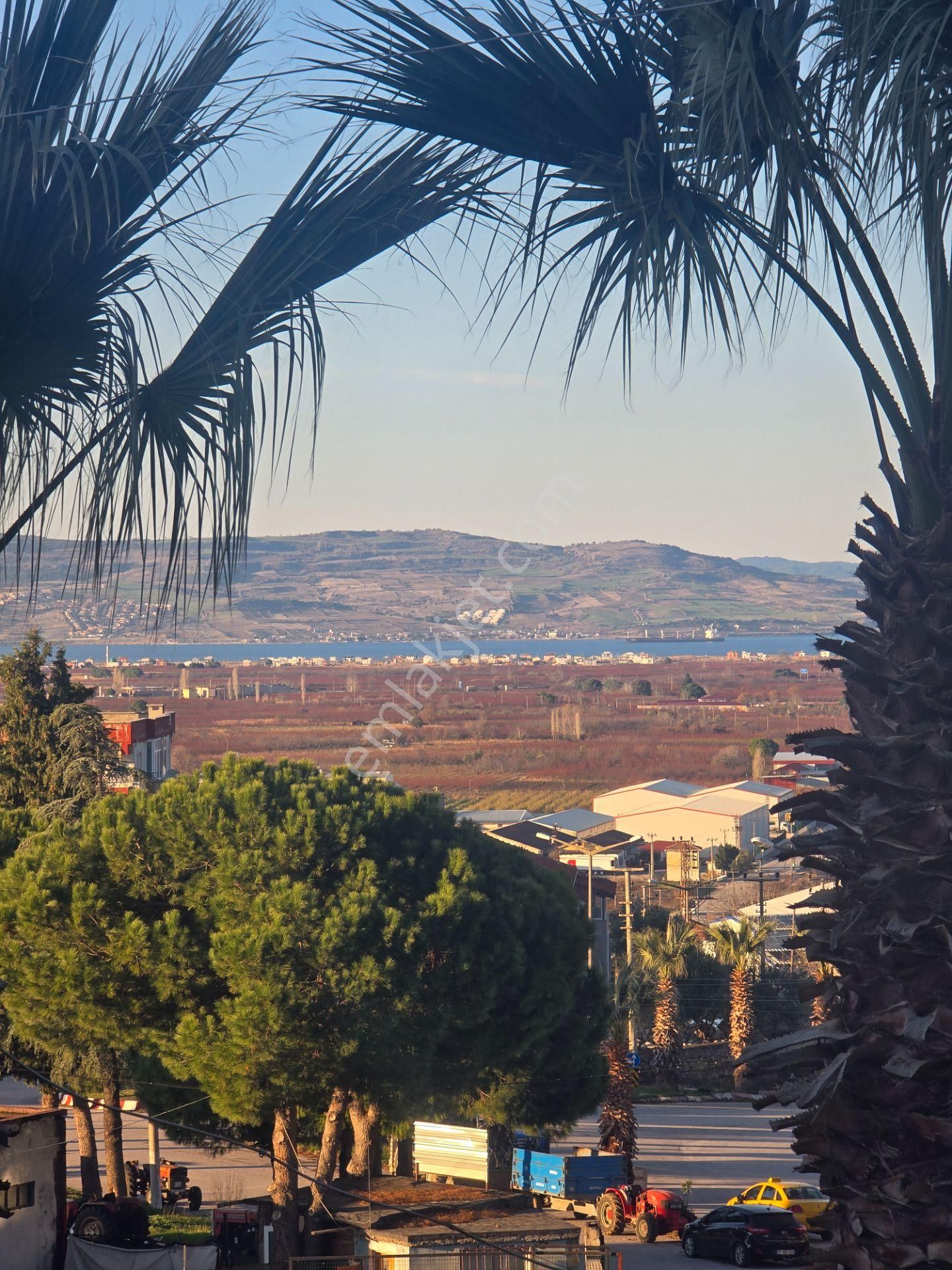 Han Emlak'tan Umurbey'de Deniz Manzaralı Satılık 2+1 Daire - Görsel 3