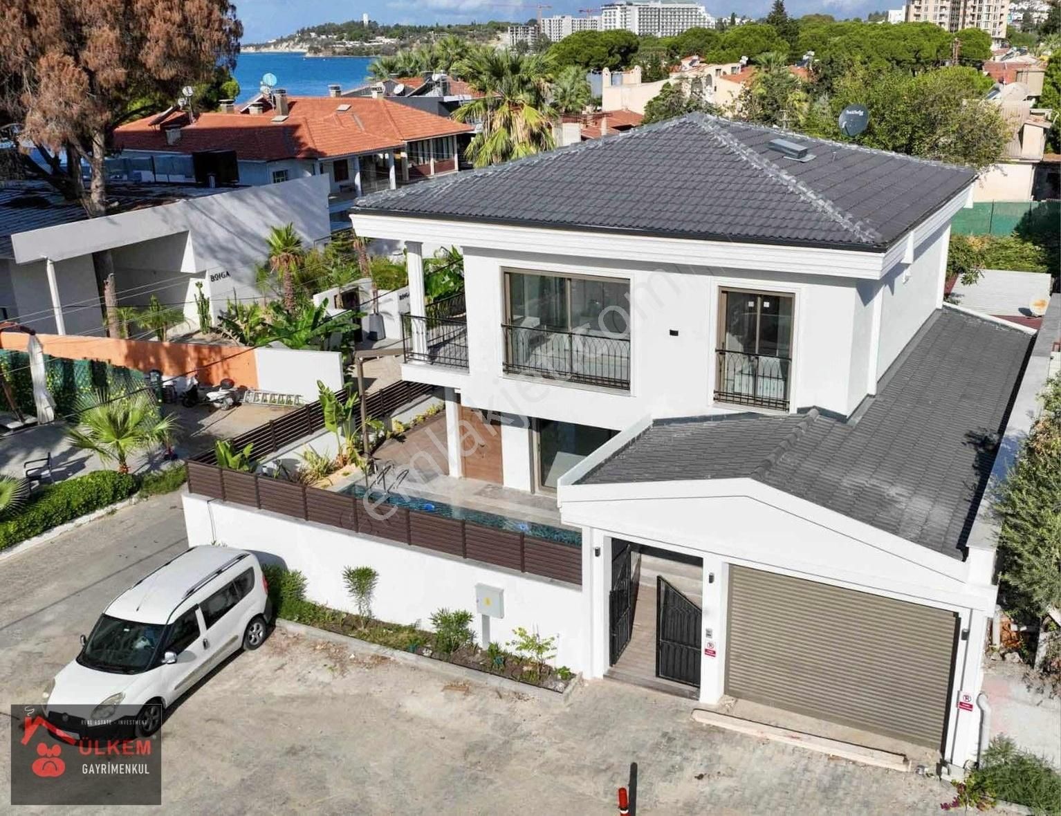 Kuşadası Yavansu Satılık Villa Denize 50m 5+1 Asansörlü Sıfır Özel Havuzlu Ultra Lüks Villa