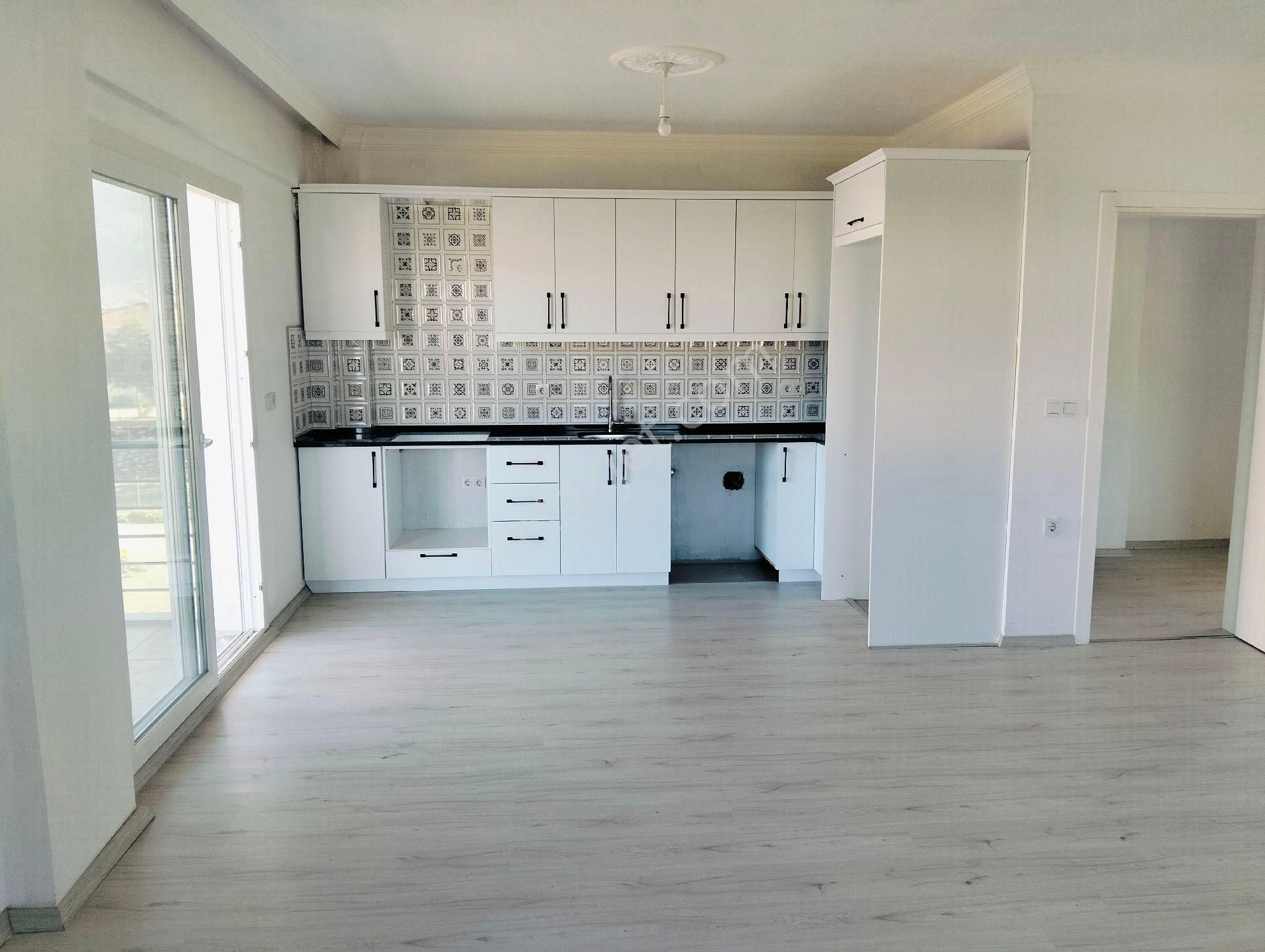 Çalıcada Kiralık Geniş 2+1 Daire - Görsel 12
