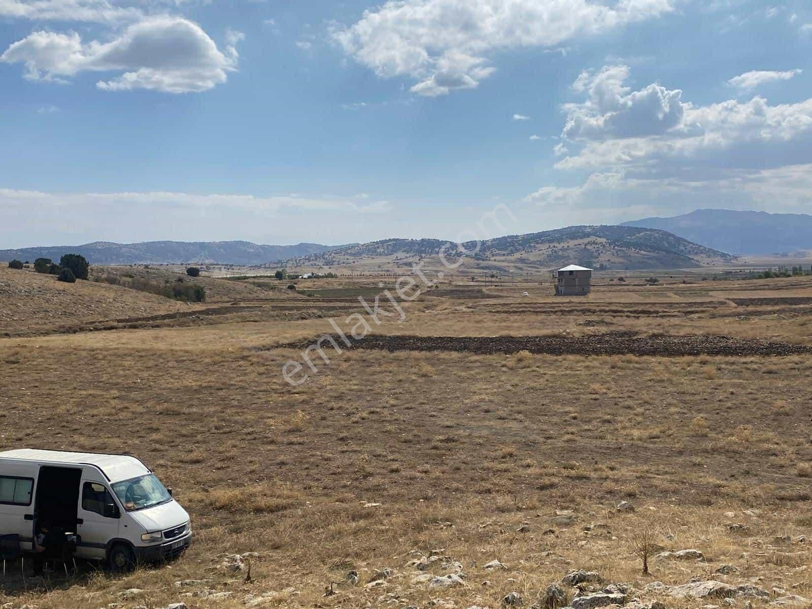 Korkuteli Taşkesiği Satılık Tarla Şafak Emlak Satılık Tarla Korkuteli/taşkesiği 2059m2 Yol Su Var