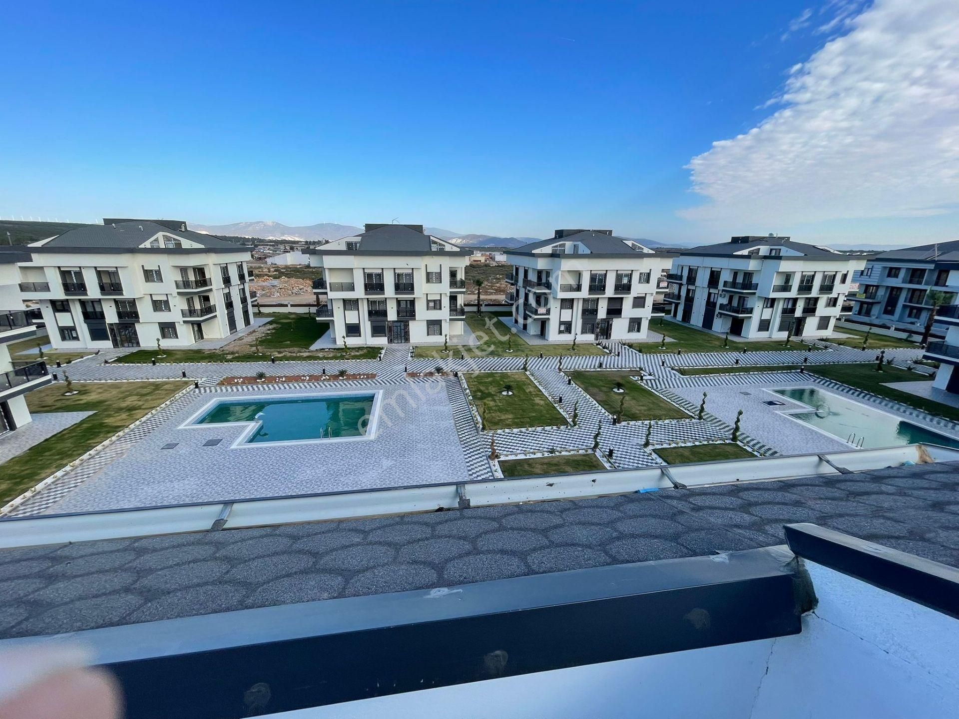 Didim Cumhuriyet Satılık Daire Sıfır Havuzlu Sitede 3+1 Dubleks 130 M2