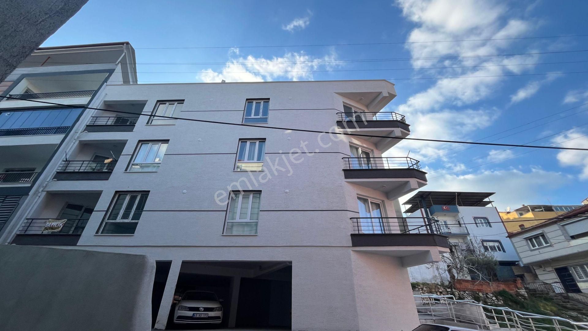 Soma Cuma Satılık Daire Satılık Halk Eğitim Arkası 3+1 Otoparklı Dubleks Daire