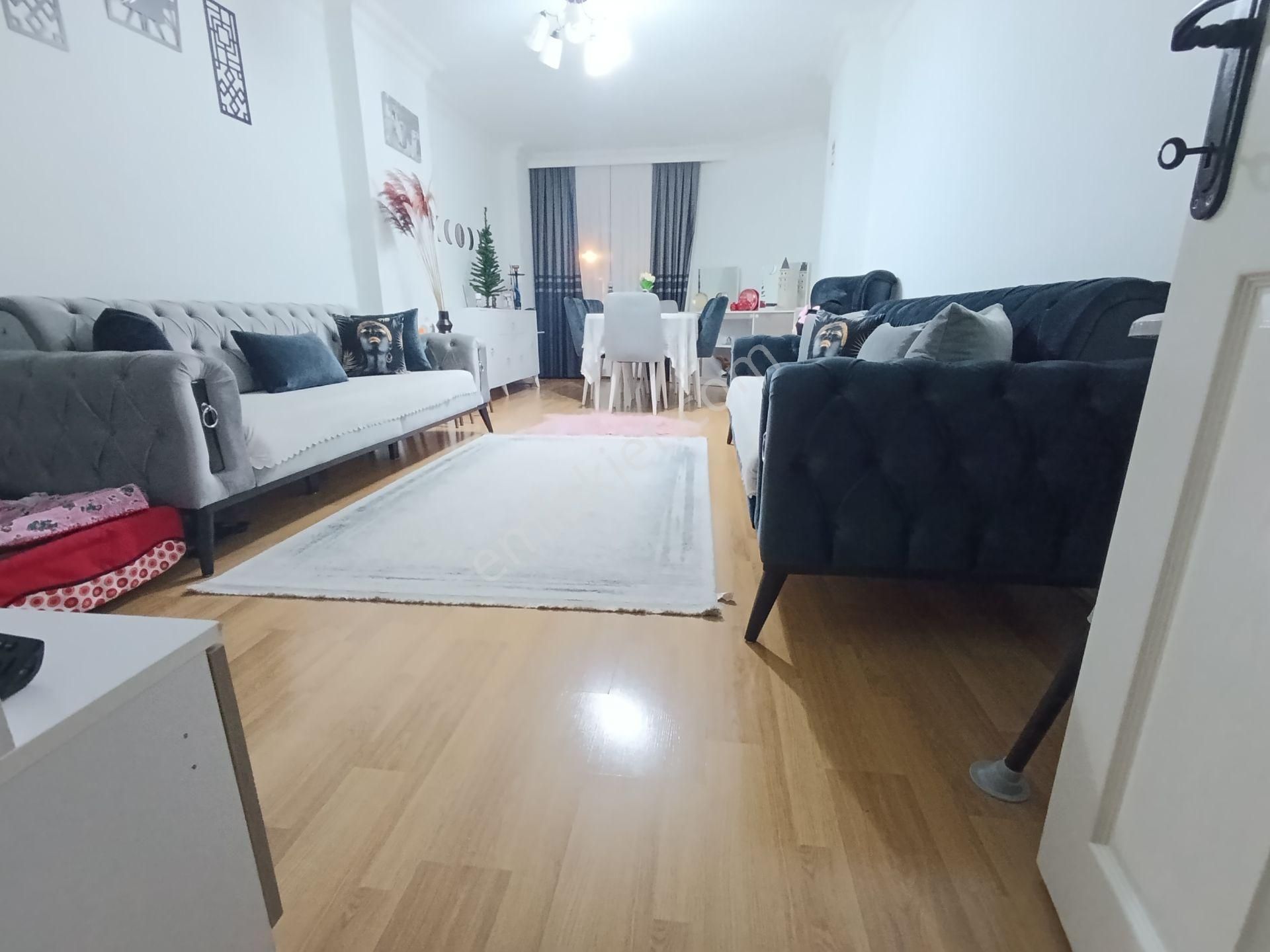 Pendik Ahmet Yesevi Satılık Daire Pendik Esenyalıda Satılık Ana Cadde Üstü Kredili 3+1 125m2 Daire