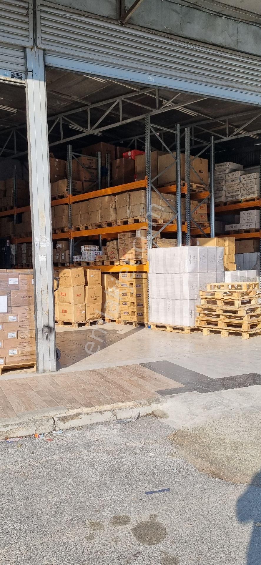 Karabağlar Sanayide Satılık Dükkan - Görsel 4