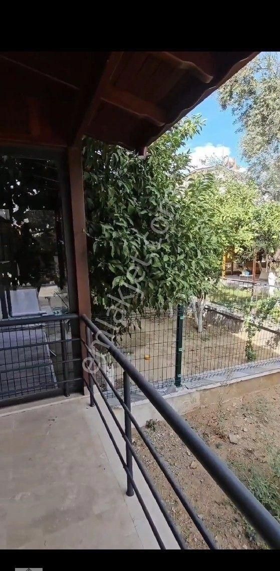 Edremit Çamlıbel Deniz Tarafında Satılık Villa - Görsel 18