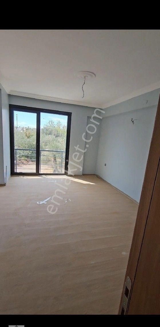 Edremit Çamlıbel Deniz Tarafında Satılık Villa - Görsel 14