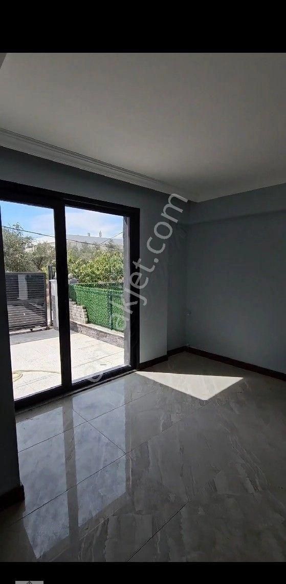 Edremit Çamlıbel Deniz Tarafında Satılık Villa - Görsel 13