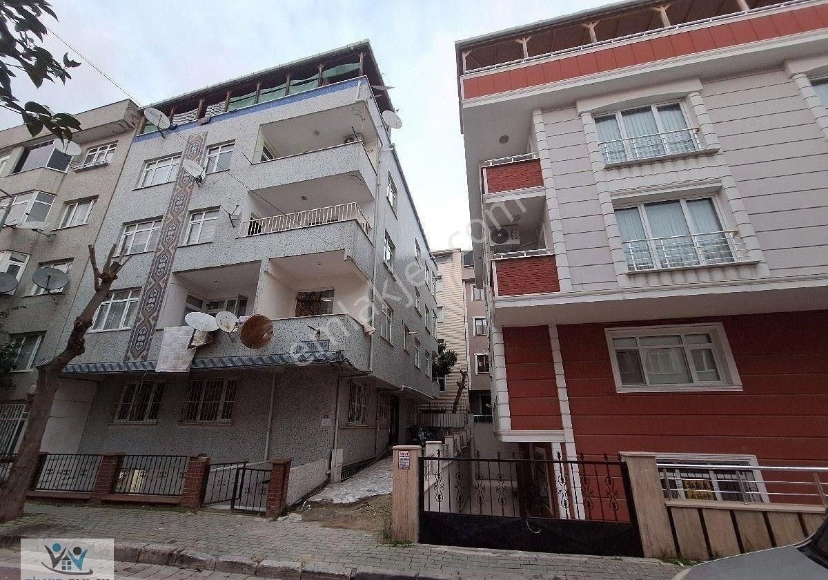 Avcılarda 237 M² Arsası İle 7 Dairelik Komple Satılık Bina - Görsel 2