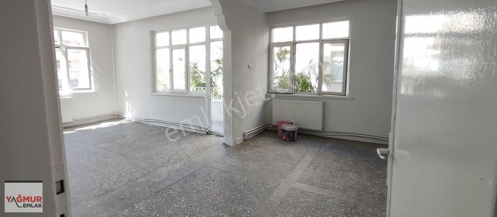 Haliliye Yenişehir Kiralık Daire Uçaksavar Kavşağında