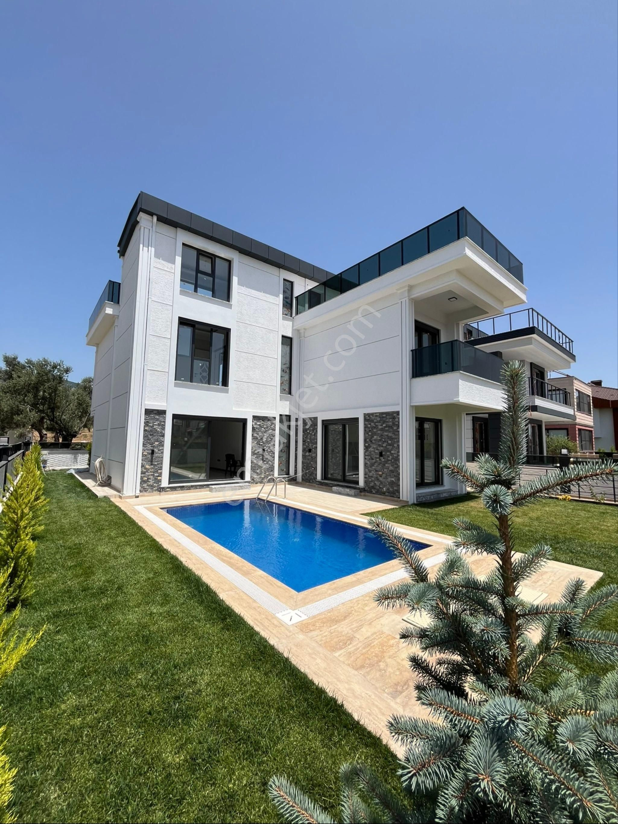 Edremit Tahtakuşlar Satılık Villa ✨ Balıkesir Güre'de 354m2 Arsa İçinde Satılık Müstakil Havuzlu Villa✨