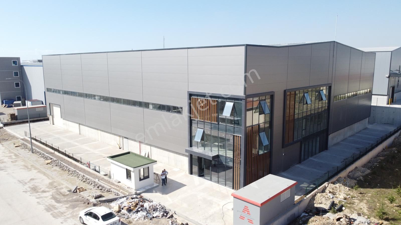 Kocaeli Dilovası Satılık Fabrika İmes Osb'de 2400 M2+400 Kwa+vinç Yolları Hazır Satılık Fabrika