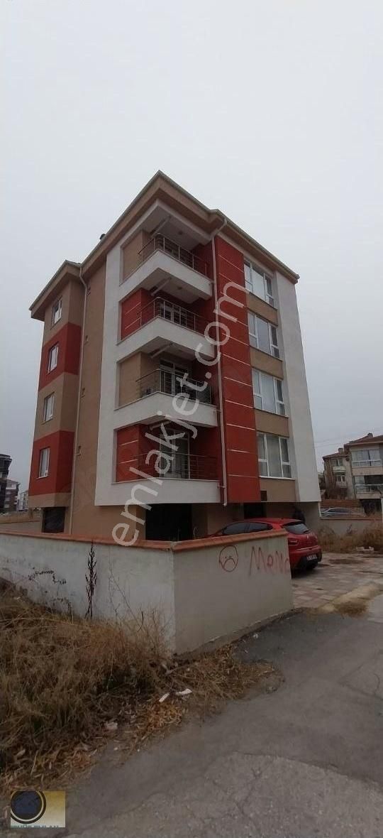 Odunpazarı 71 Evler Kiralık Daire 71 Evler Mah. Etkin Koleji Karşısı Ara Kat Kiralık 3+1 Daire