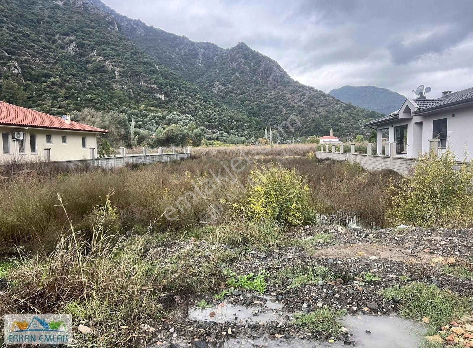 Ortaca Karadonlar Satılık Konut İmarlı Karadonlar Mahallesinde Konut İmarlı Köşe Arsa