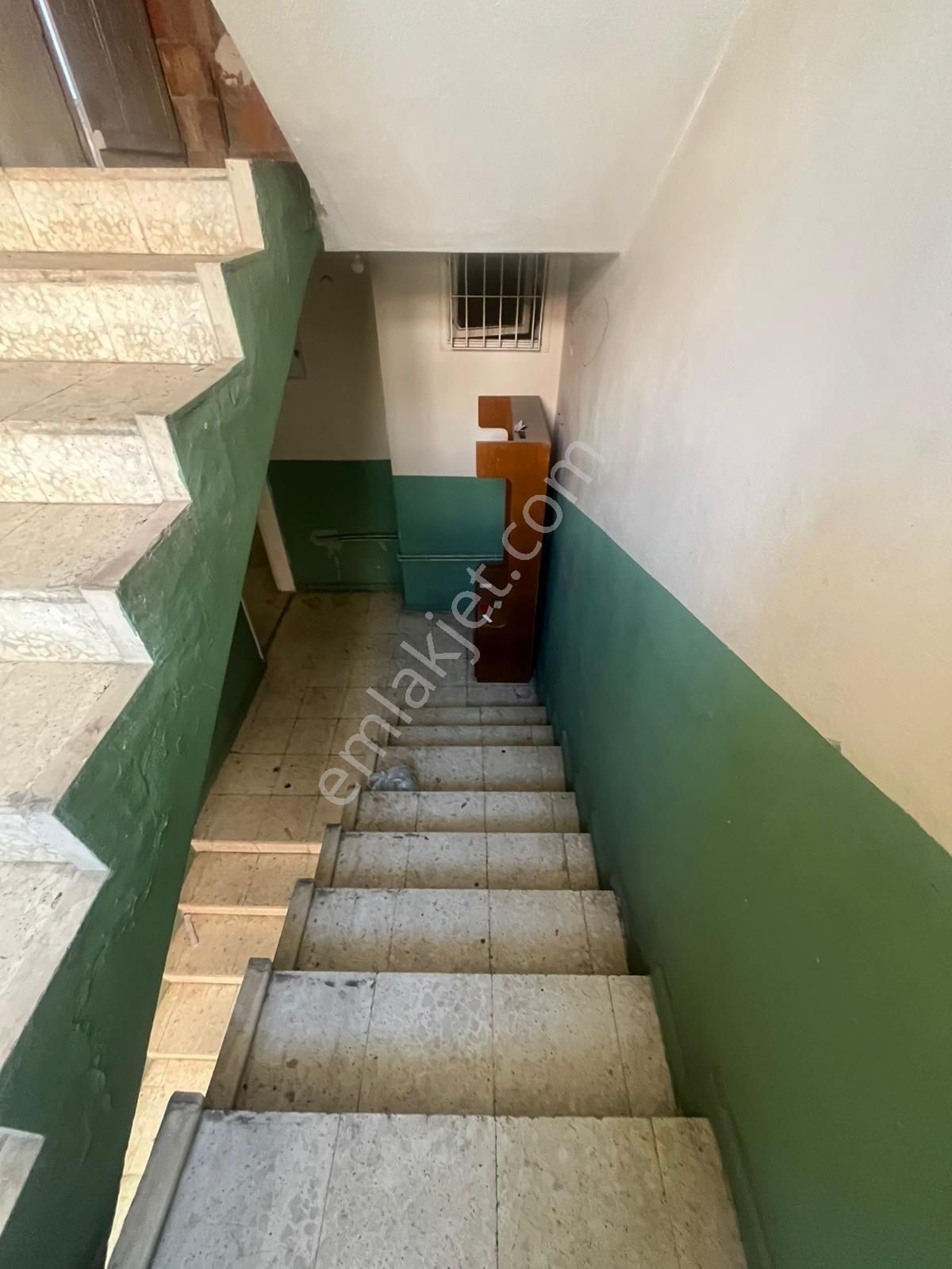 Seyhan Yeşilyurt Kiralık Daire Adana Seyhan Yeşilyurt Mahallesi Salı Pazarı Civarı Satılık Müstakil 2 Katlı 🏠