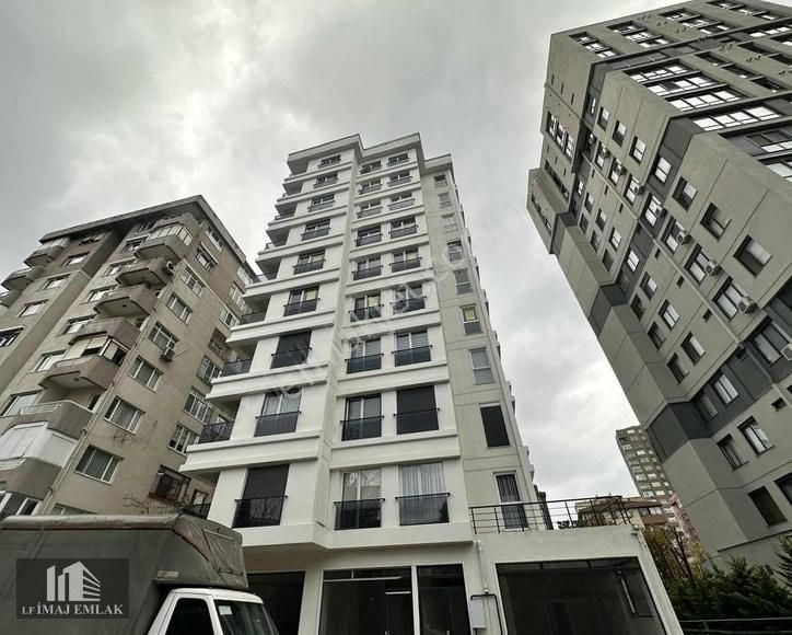 Kadıköy 19 Mayıs Satılık Daire Lf İmaj'dan Kazasker'de Yeni Bina Balkonlu Ebeveyn'li 3+1