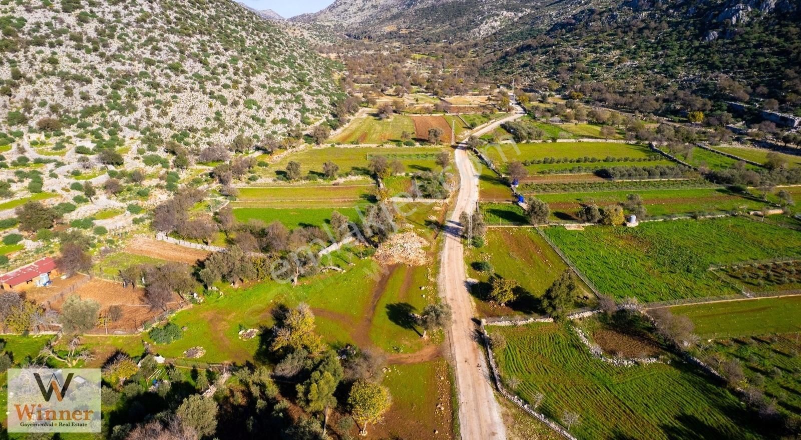 Marmaris Taşlıca Satılık Tarla Winner- Serçe Limanı Yolunda+ Kadastral Yolu Olan Fırsat Arazi!