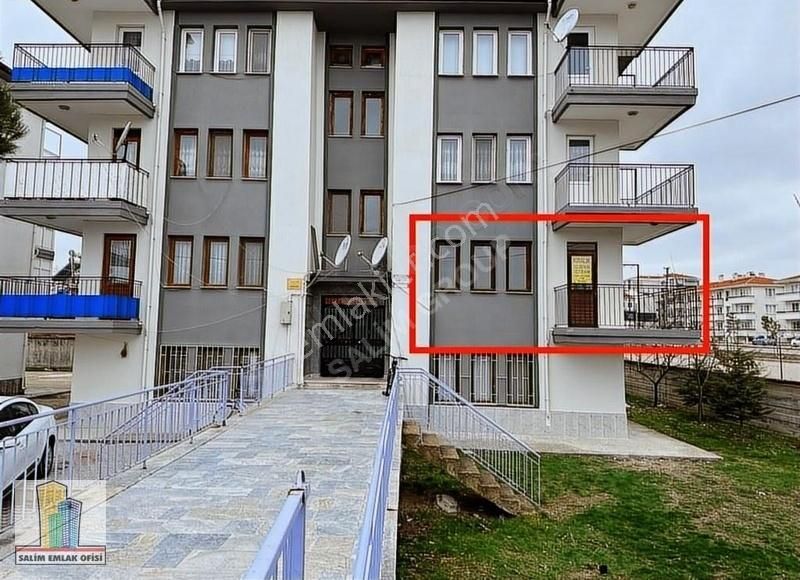 Afyonkarahisar Merkez Mareşal Fevzi Çakmak Kiralık Daire Maraşal'de Kiralık, 3+1, Doğalgazlı, Temiz Daire