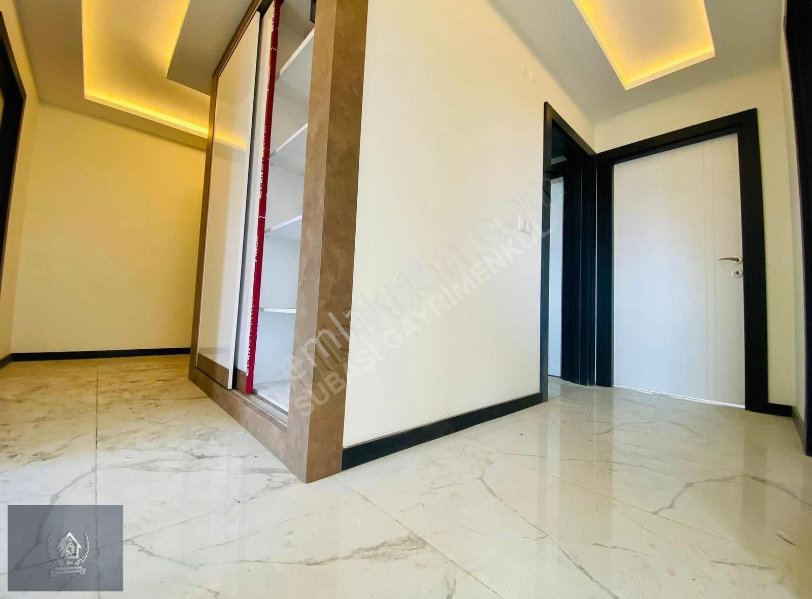 Kepez Aydoğmuş Satılık Daire Havuzlu Site İçerisinde Ebeveyn Banyolu Katta 3+1 140m2 Daire