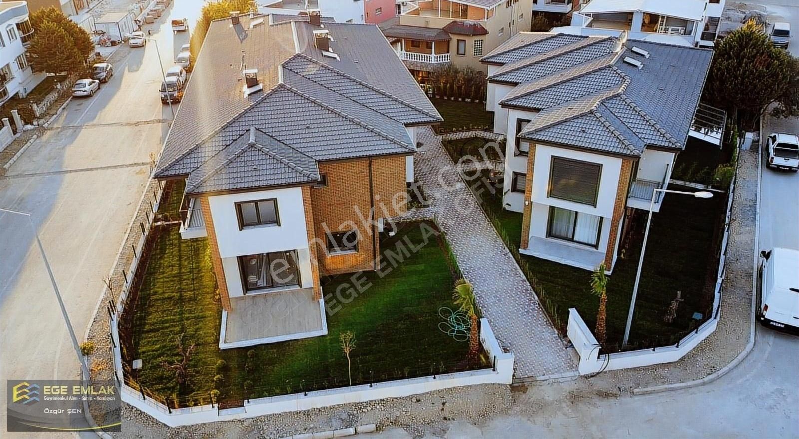 Aliağa Yalı Satılık Villa Ege Emlak Tan Yalı Da Satılık Dubleks Villa