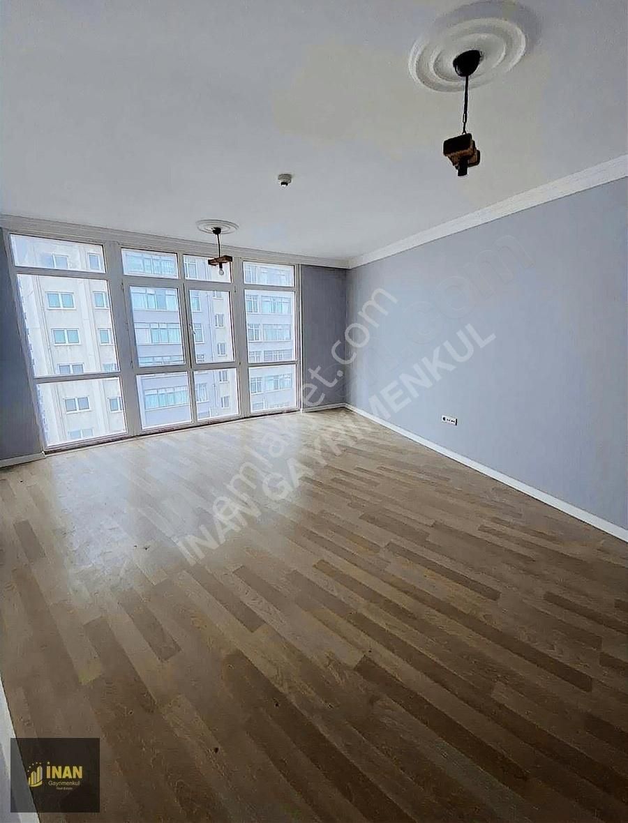 Esenyurt Yeşilkent Satılık Residence Fitower Sitesinde 2+1 Ebeveyn Banyolu Satılık Boş Daire