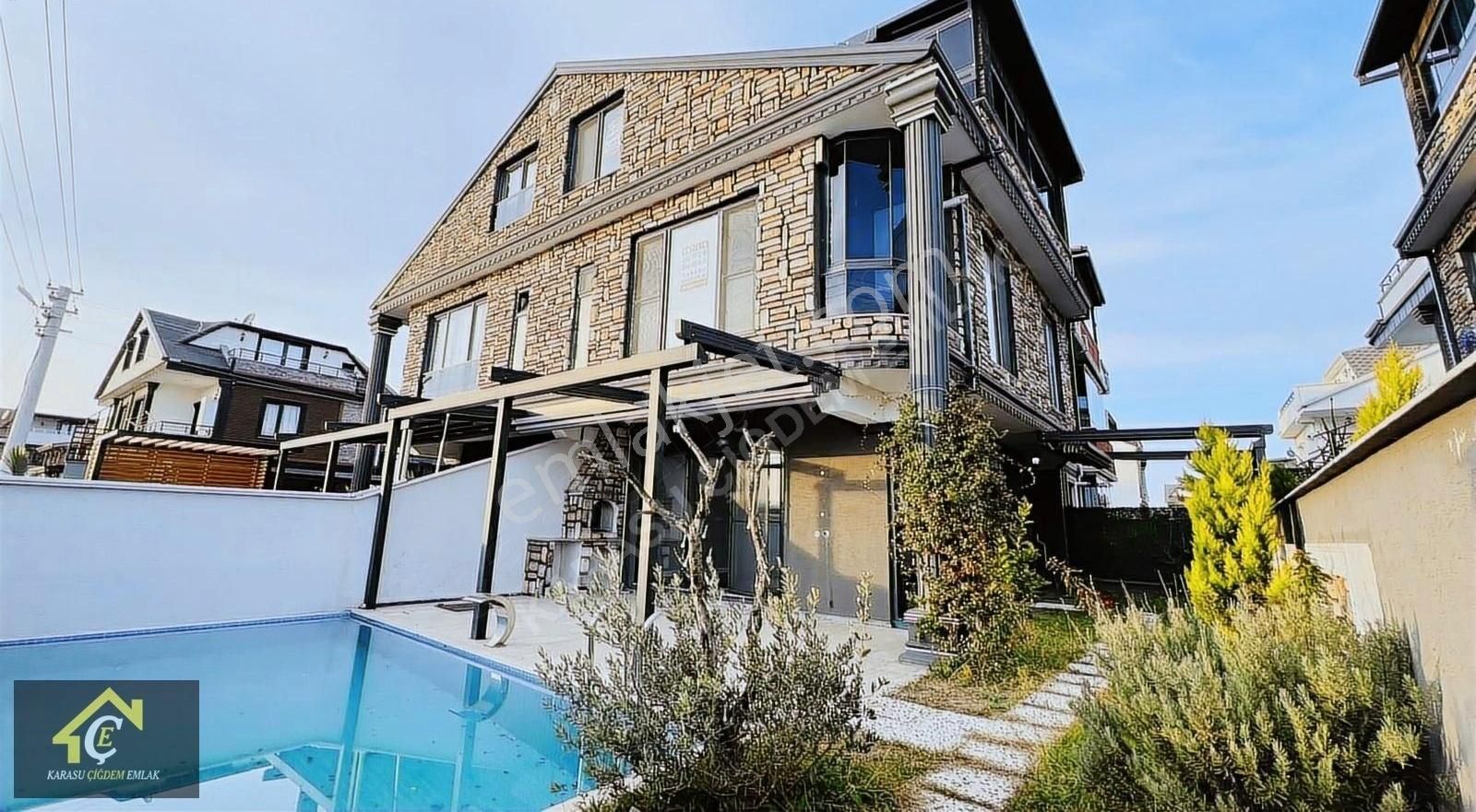 Kocaali Alandere Satılık Villa Kocaali De Eşsiz Güzellikte Lüks Yapı Karasu Çiğdem Emlak