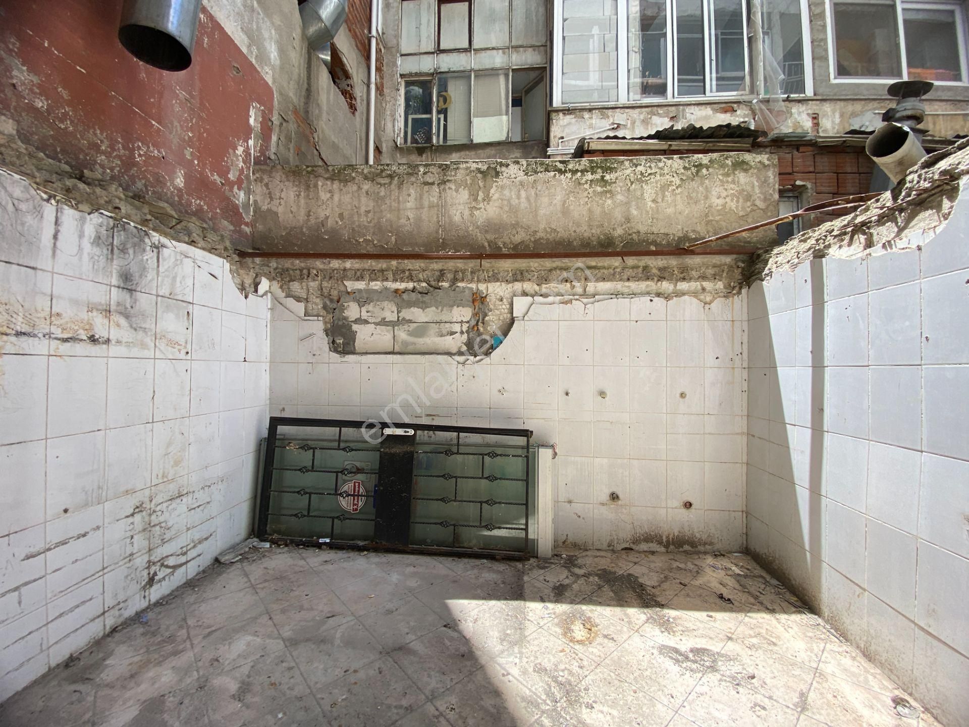 İzmir Hatay Nokta'da Satılık Boş Dükkan - Görsel 25