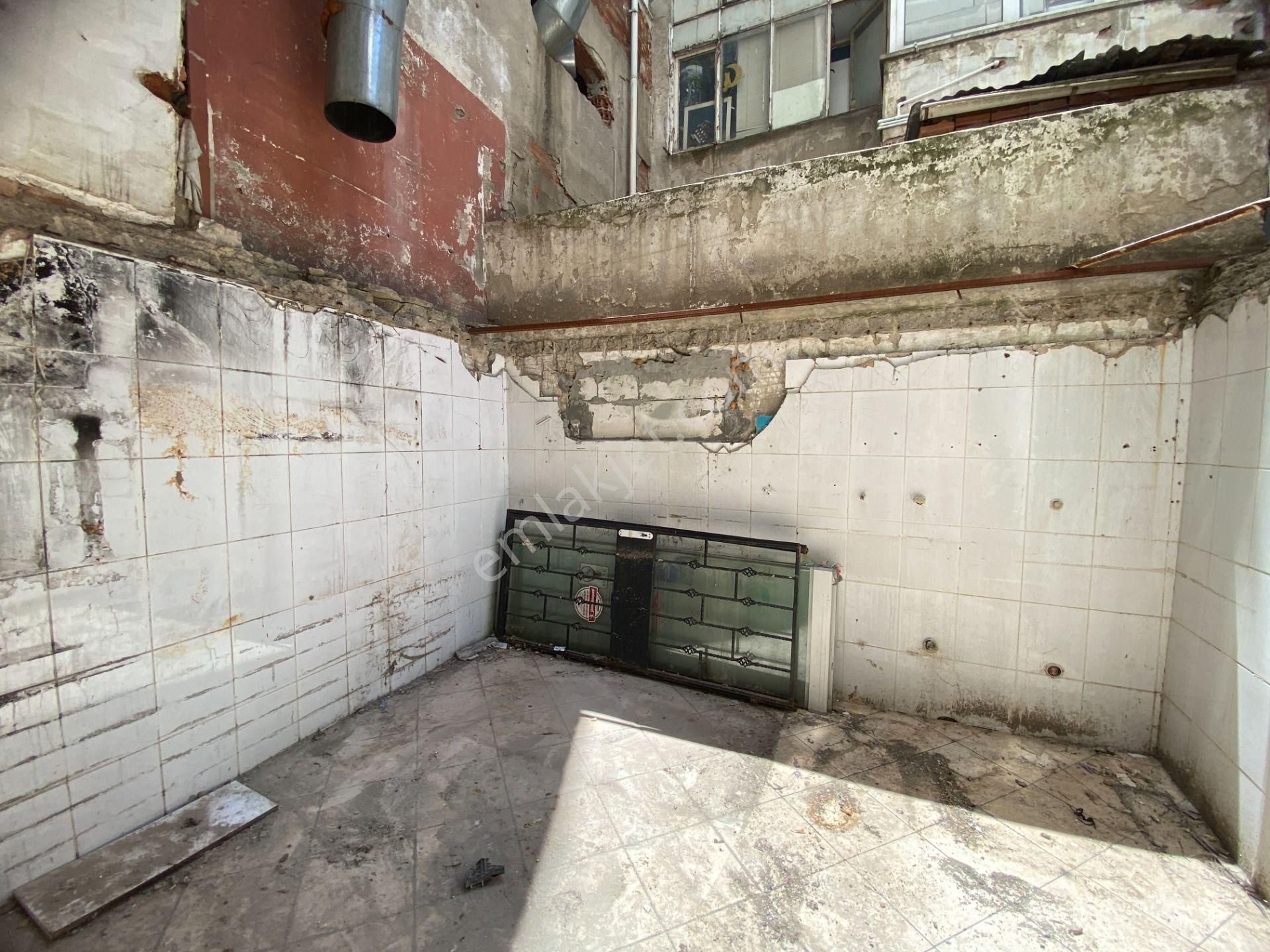 İzmir Hatay Nokta'da Satılık Boş Dükkan - Görsel 26