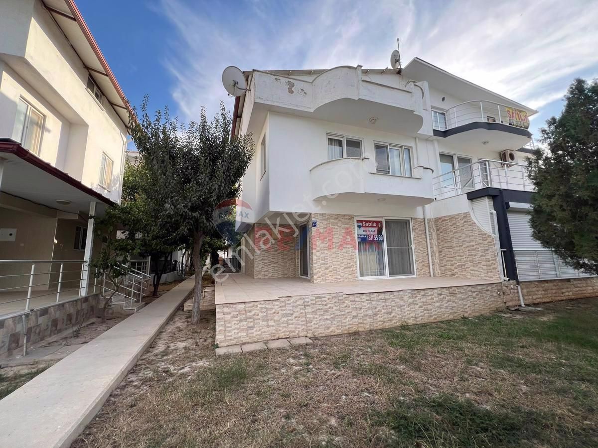 Didim Yeni Satılık Villa Remax Cool'dan Didim ,as Ege Sitesi'nde Satılık Havuz Manzaralı Villa