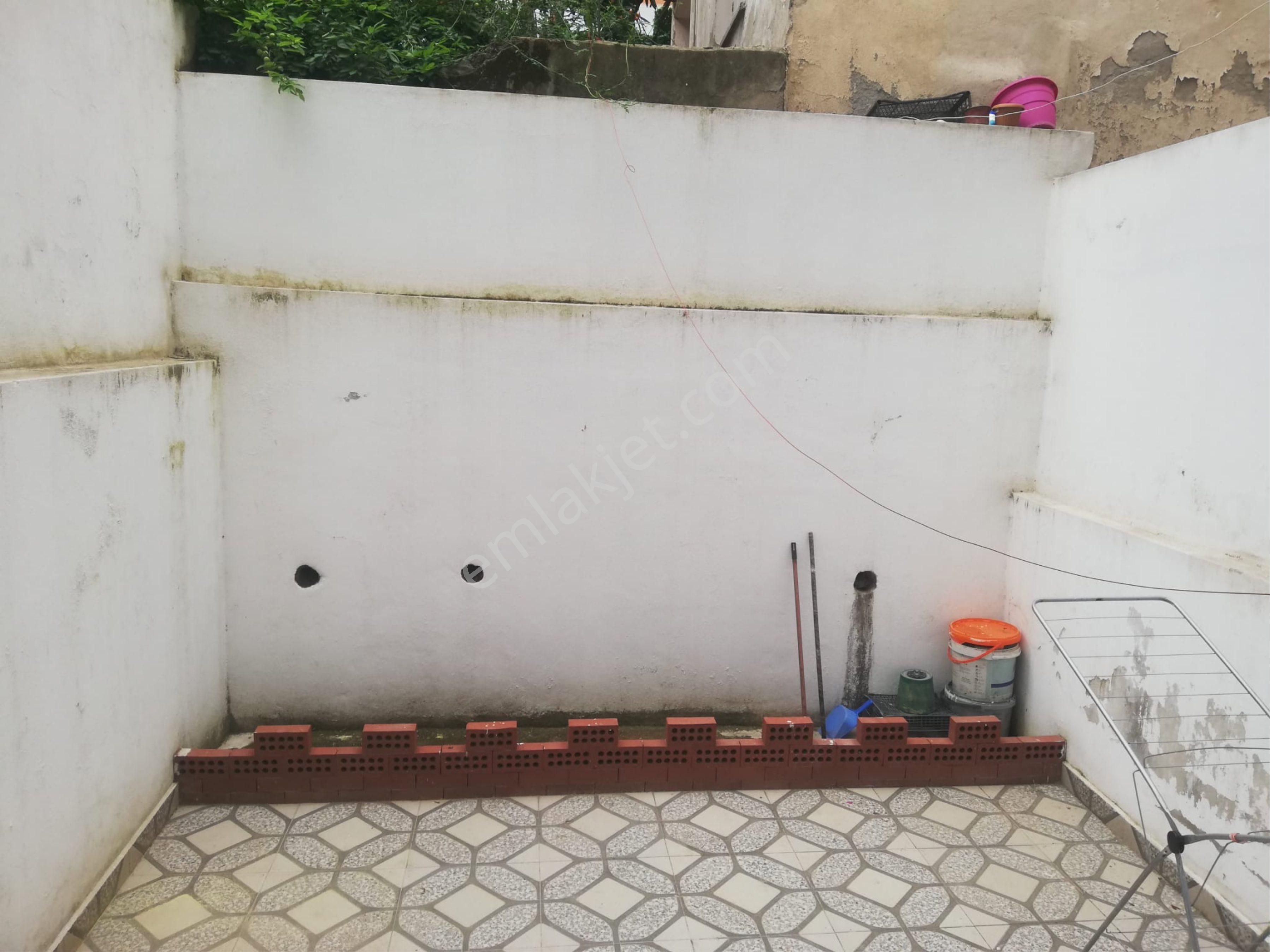 Konak Hatayda Yüksekgiriş 2+1 Daire - Görsel 9