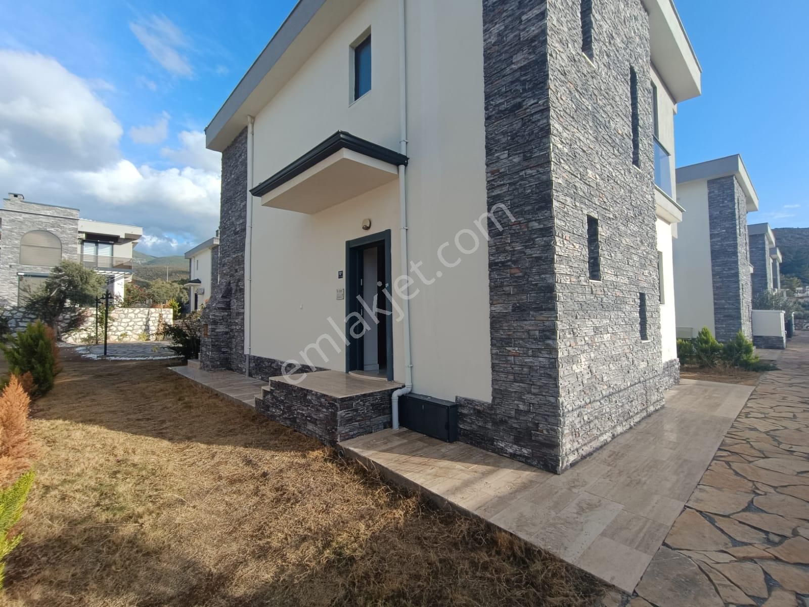 Didim Akbük Merkezde Havuzlu, Eşyalı Sıfır Villa - Görsel 29