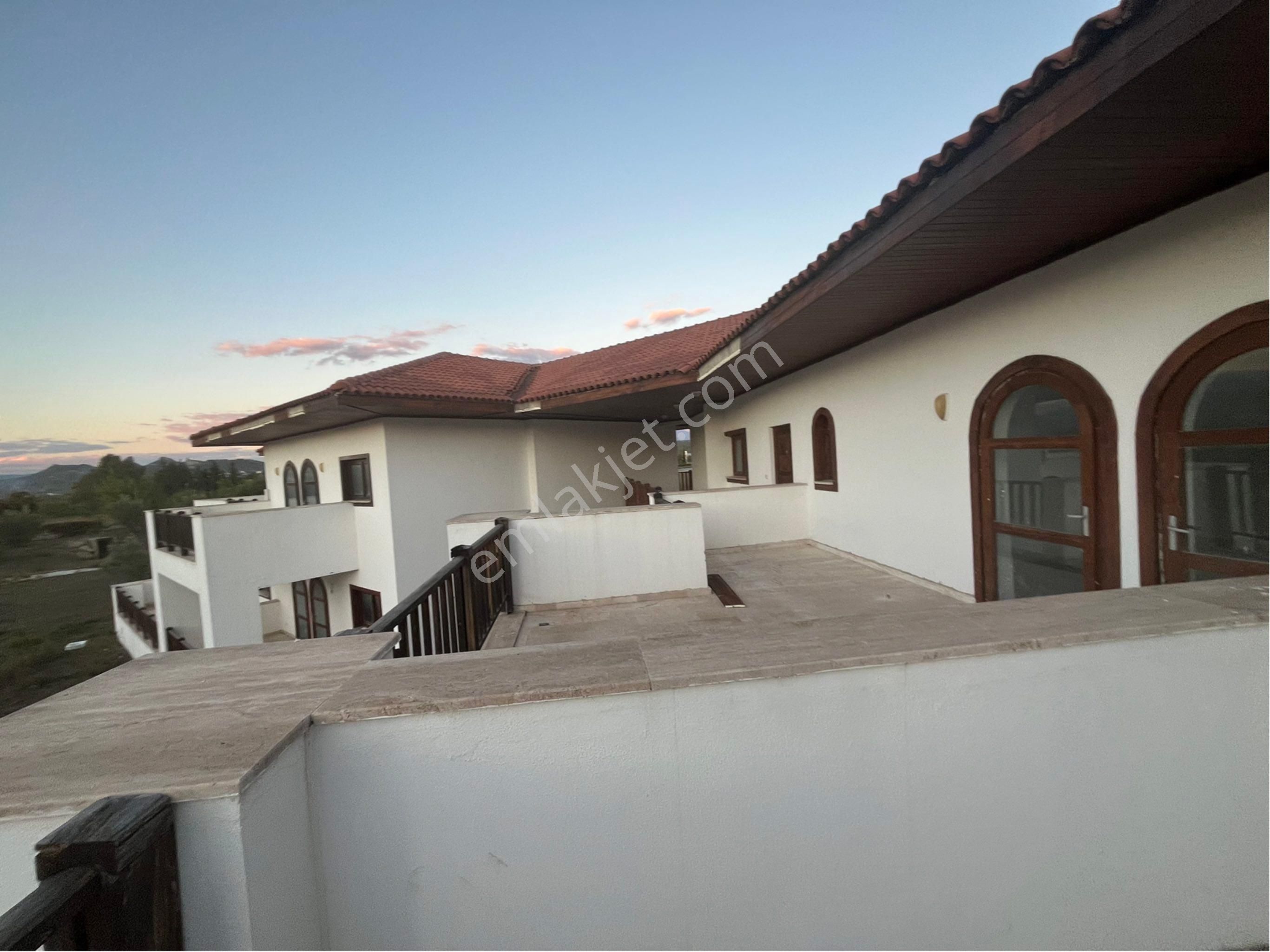 Manavgat Taşağıl Satılık Daire Manavgat Taşağılda Satılık Havuzlu 3+1 2.kat Daire