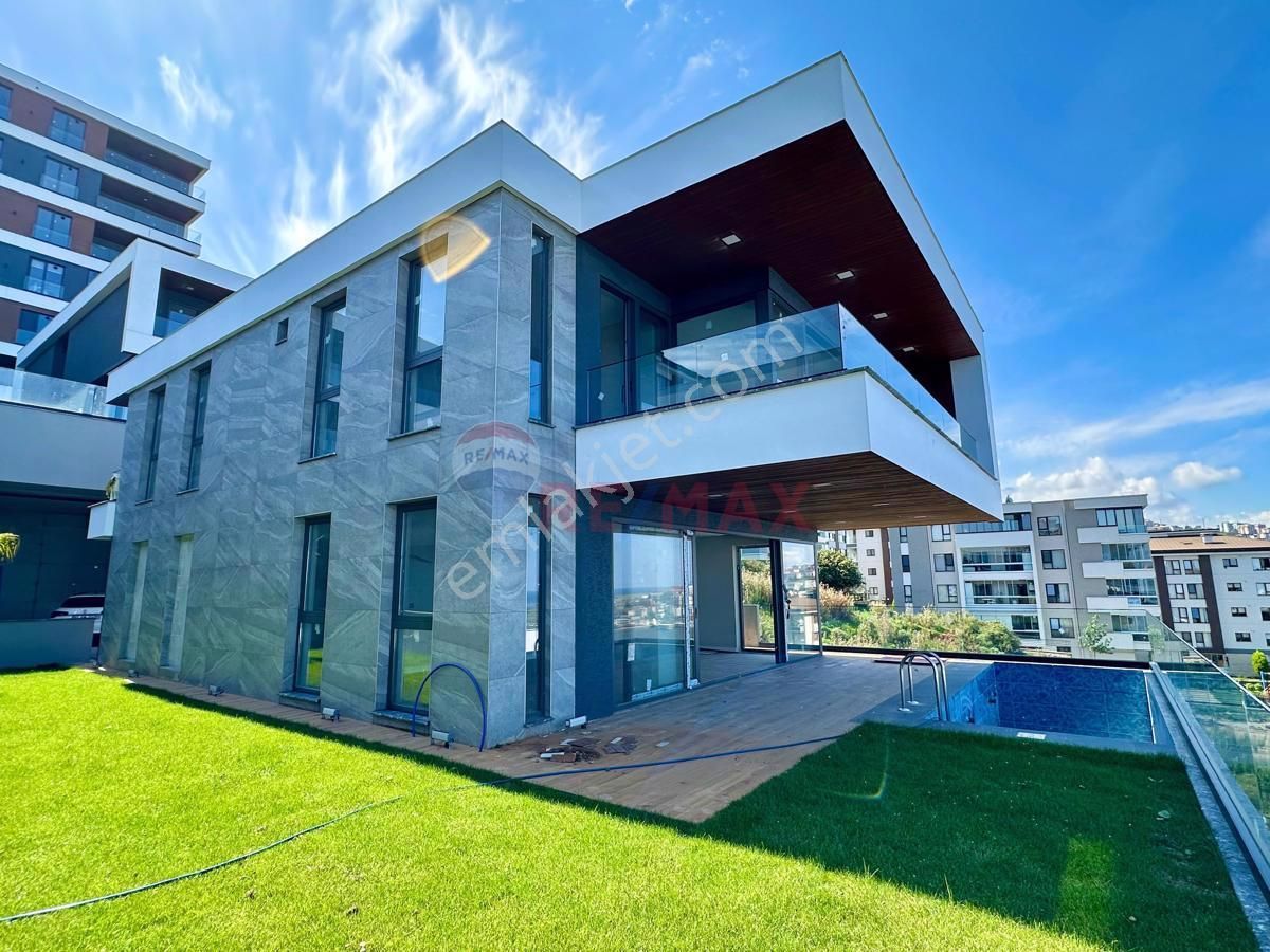 Ortahisar Yalıncak Satılık Villa Yalıncak Sea Pearls Projesinde Satılık Villa