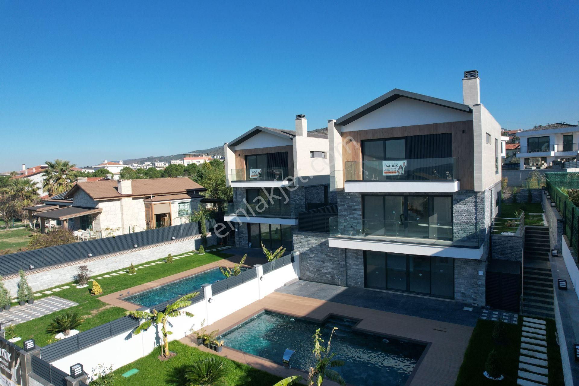 Urla Bademler Satılık Villa Urla Bademler Hekimköy 3+2 Tam Müstakil Satılık Sıfır Villa